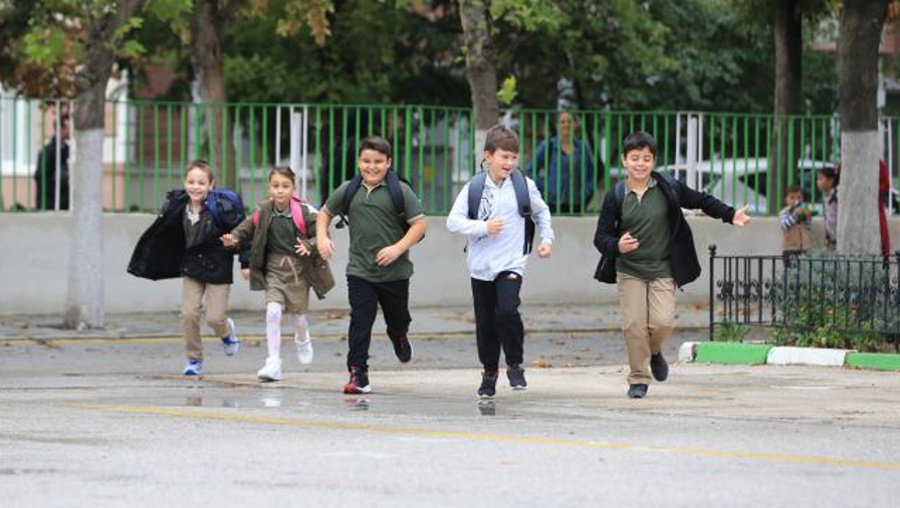 Bir öğrencinin çantasını doldurmak asgari ücretin yarısı!