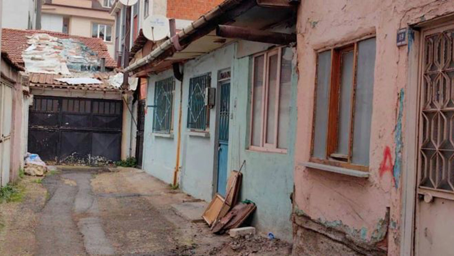 Kimine lüks konut, kimine harabe ev