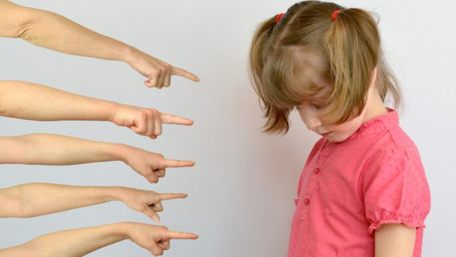 Akranına şiddet uygulayan çocuk okul haricinde evden çıkamayacak