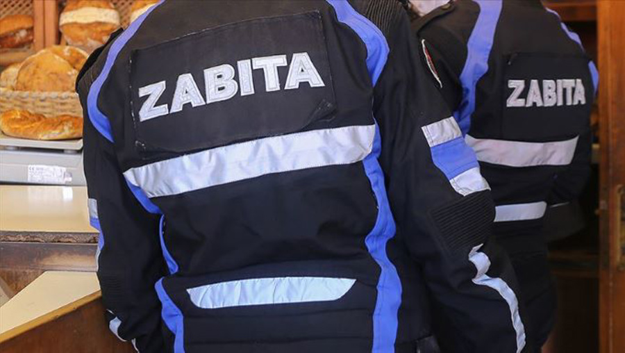 Belediyede işçi sahada zabıta