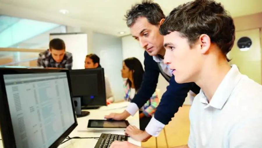 Mezun olmadan mesleki deneyim