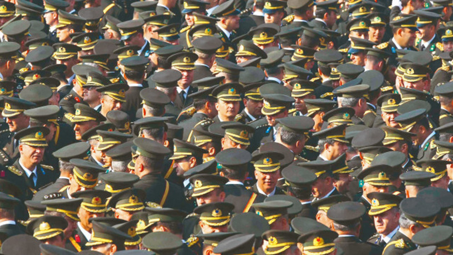 205 general ve amiral görev yerlerine atandı