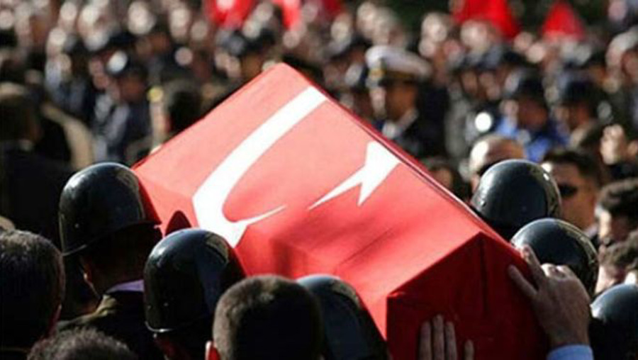 Otomobilin çarptığı Jandarma Astsubay Üstçavuş şehit oldu
