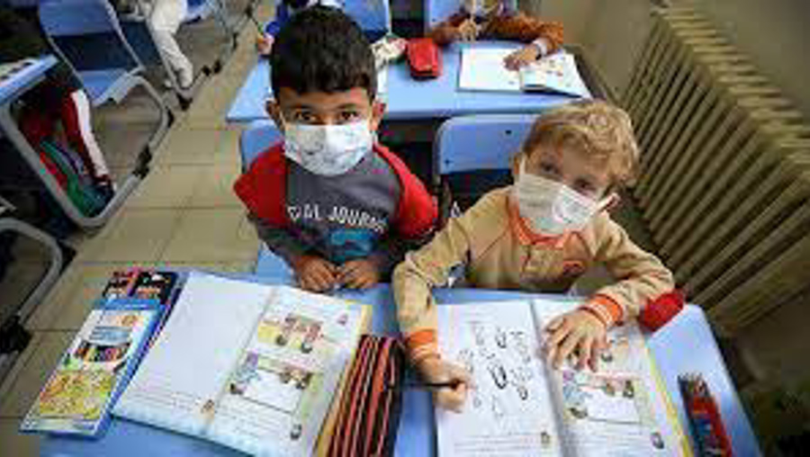 Hem okul öncesi hem de ortaöğretim kademesinde öğrenci sayıları düşüyor