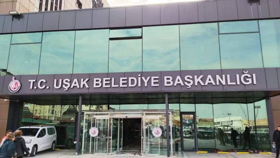 Uşak Belediyesi'ne yeni dalga maaş operasyonu!