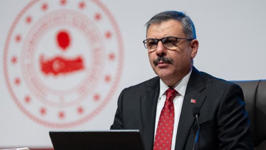 Bakan Çiftçi: Ruhumu Kur’an besliyor