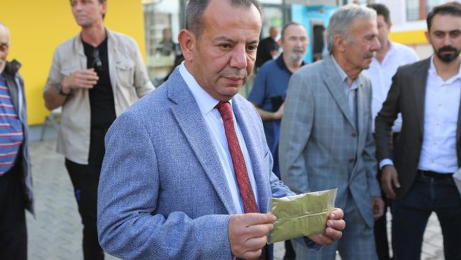 Tutuklu Bolu Belediye Başkanı Tanju Özcan, CHP’den istifa etti