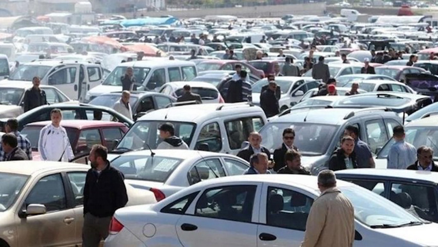 İkinci el araç pazarı nakit darboğazında